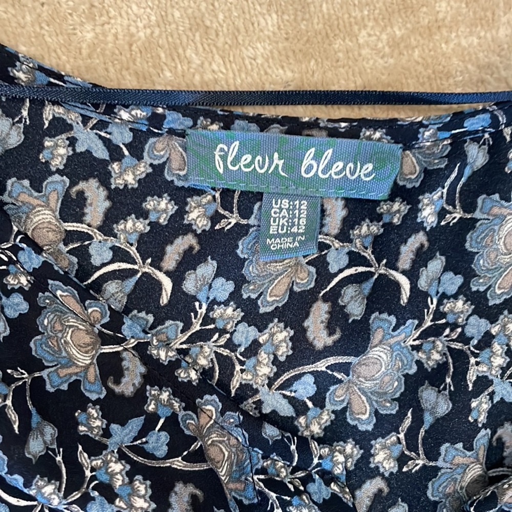 Romper - Picture 3 of 4